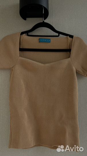 Топ\футболка бежевая