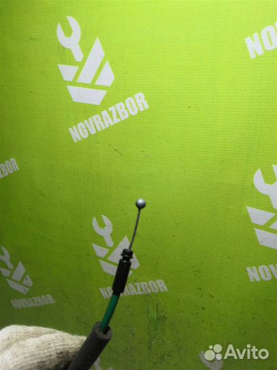 Трос открывания передней двери Хендай i30 12-17