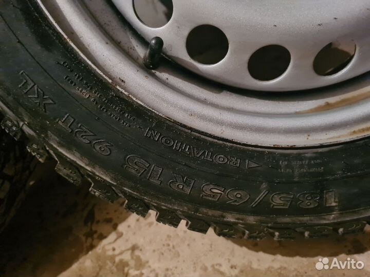 Колеса r 15 зимние 185 65 Nokian Nordman5