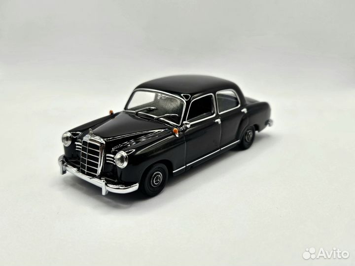 Модель автомобиля Mercedes-Benz 180 