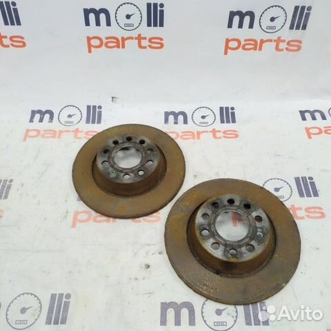 Тормозной диск задний Audi Q3 8U 2014