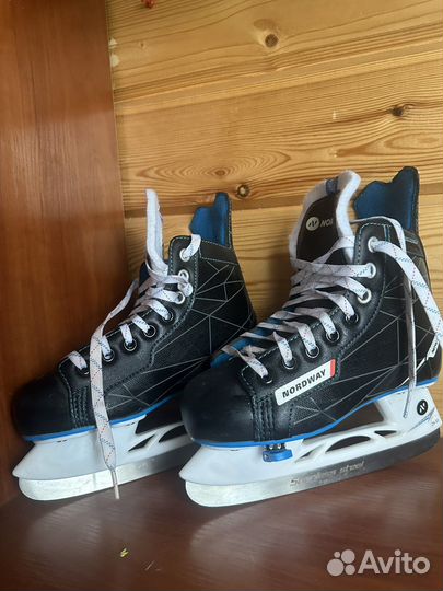 Коньки хоккейные детские