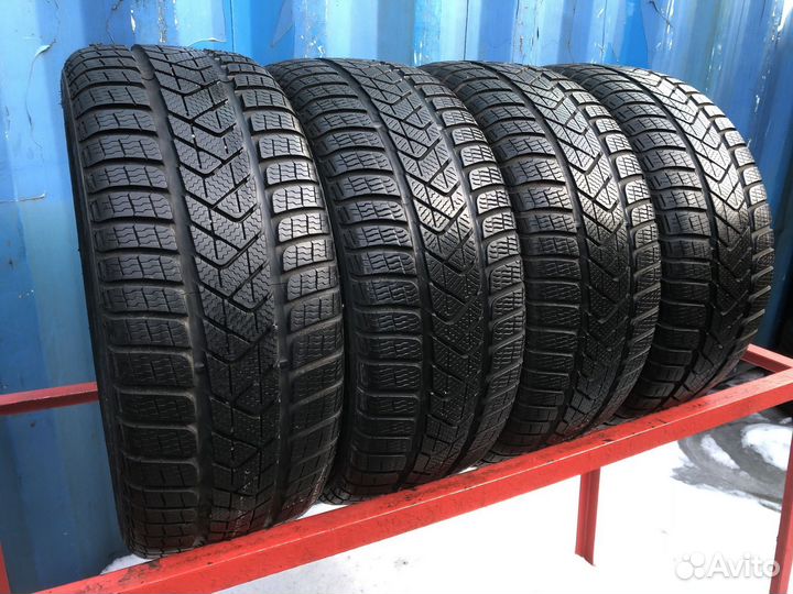 Pirelli Winter Sottozero 3 215/45 R16 86H