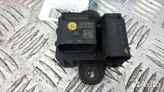 Реле накала свечей mercedes benz C-class W204 (GML