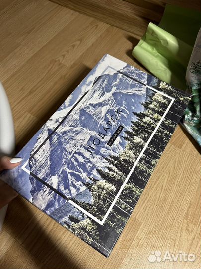 Коробки подарочные новогоднии