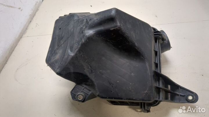 Корпус воздушного фильтра Lexus GS, 2005