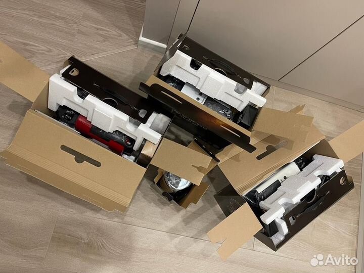 Капсульная кофемашина Nespresso essenza mini новая