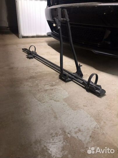 Велокрепление на крышу thule