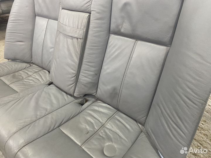 Зажний диван BMW 5 e39
