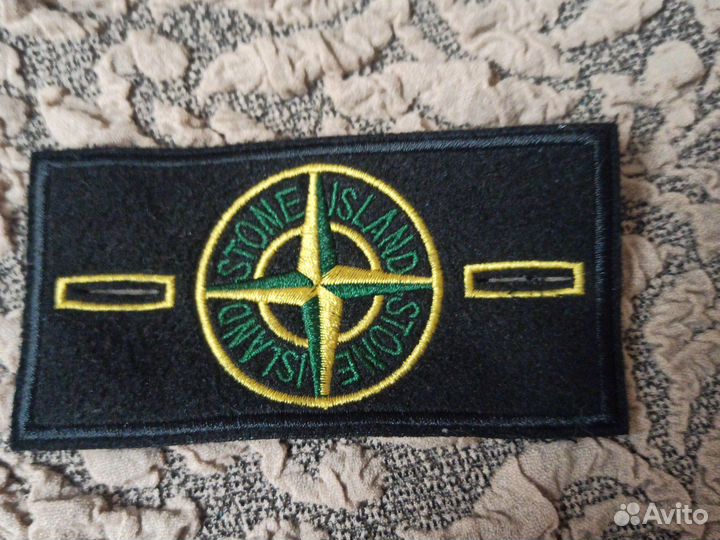 Нашивки stone island