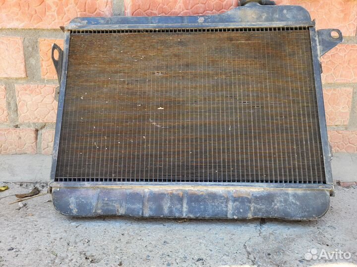 Радиатор ваз 2106