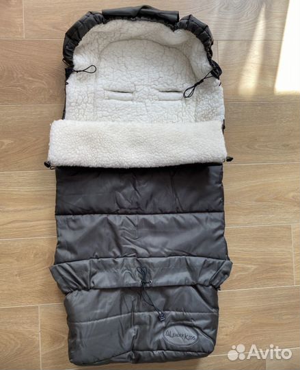 Меховой конверт в прогулочную коляску