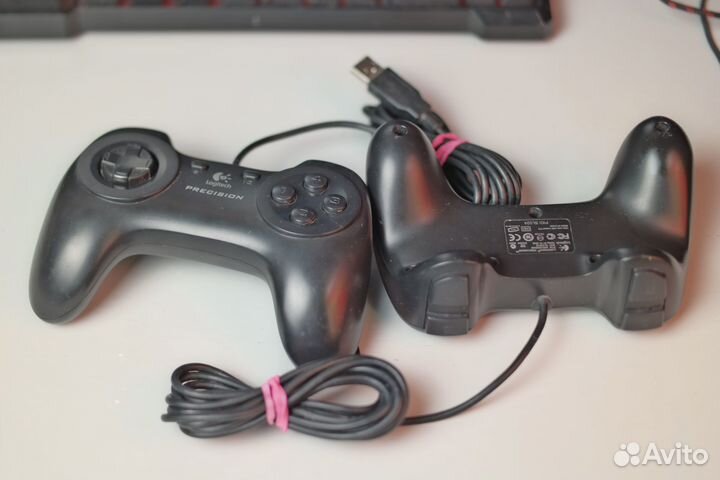 Геймпады logitech precision (два)