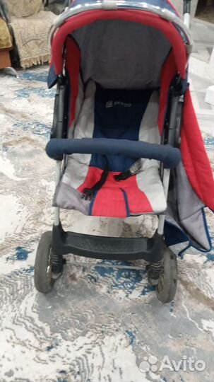 Прогулочная коляска