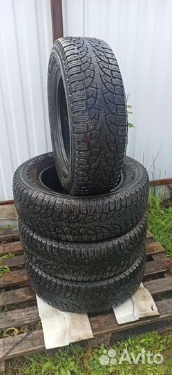 Pirelli Winter Carving Edge 235/65 R17