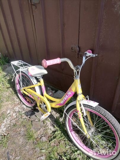 Детский велосипед для девочки, размер колес 20. 20