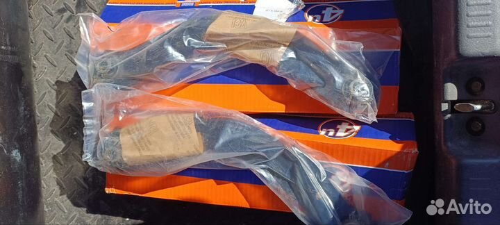 Рычаг задний верхний lancer 9