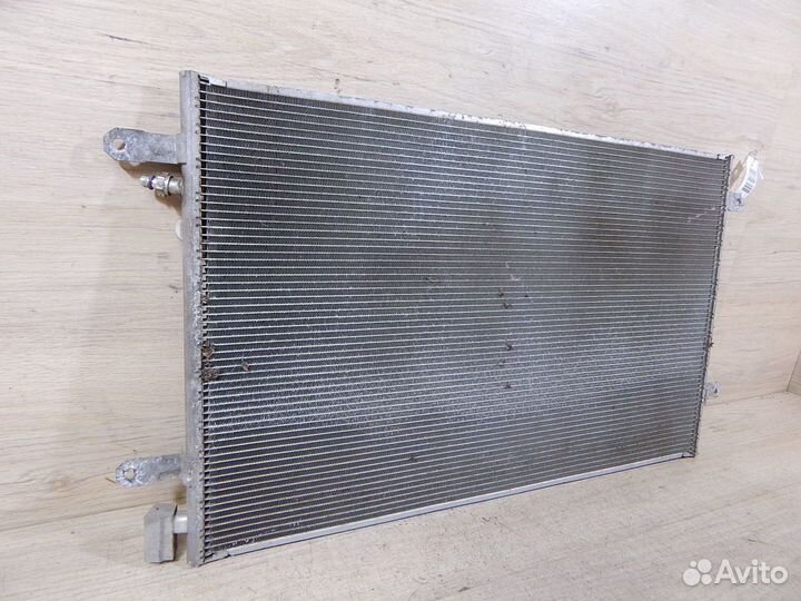 Радиатор кондиционера Audi A6 C6