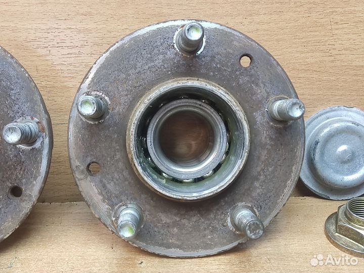 Ступицы задние, Mazda 626 GF