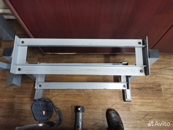 Тренажер для гиперэкстензии