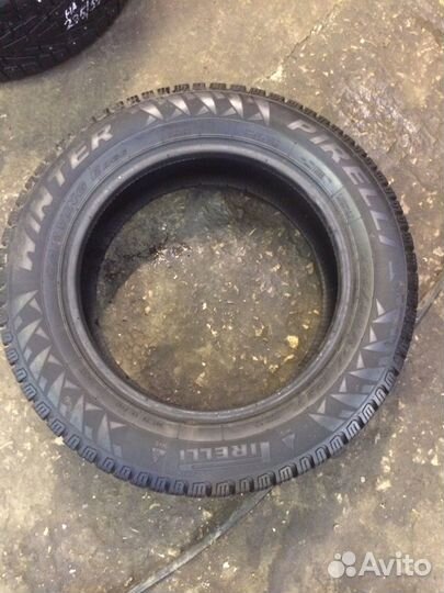 Pirelli Winter Carving Edge 225/60 R17, 1 шт