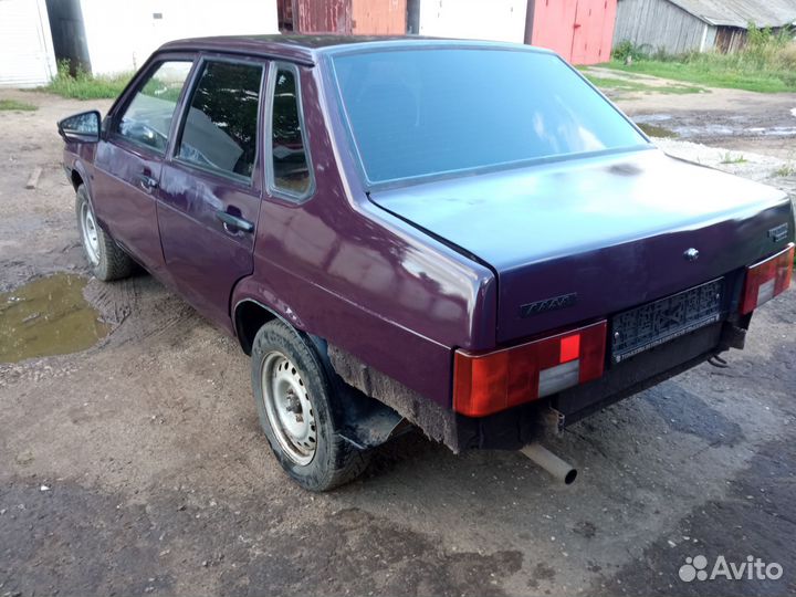 ВАЗ 21099 1.5 МТ, 1998, 278 000 км