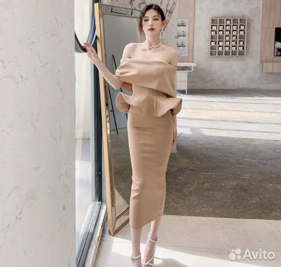 Вечернее платье