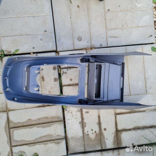 Консоль между сидениями тоннель Chery Amulet A15