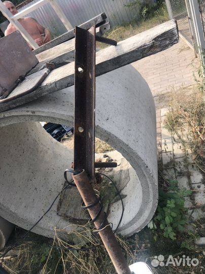 Фонарь уличный с креплением