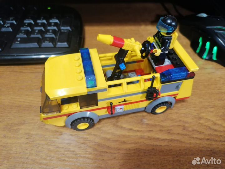 Lego city 7891 пожарная машина