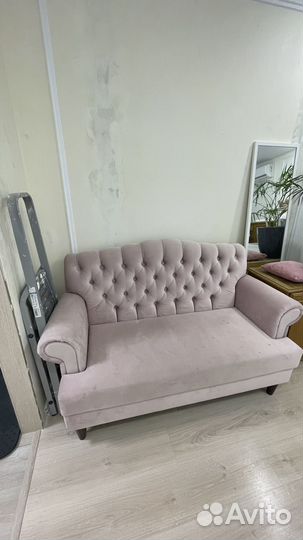 Диван небольшой 130см в студию