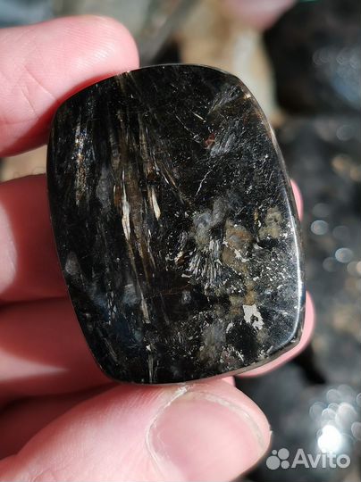 Нуумит, плоский