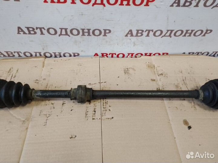 Полуось привод передний правый Nissan Micra K12