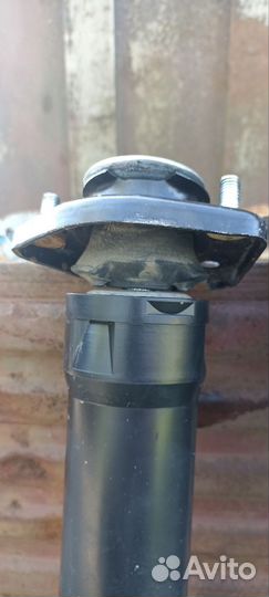 Амортизаторы Рендж Ровер Вог л 322