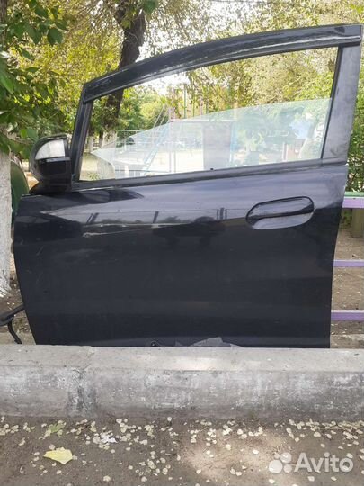 Дверь Honda Fit Shuttle