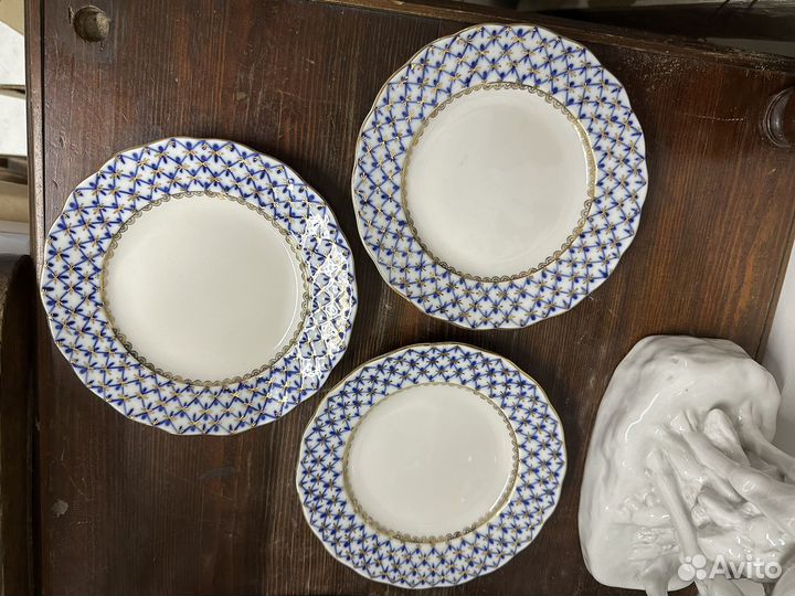 Тарелки 