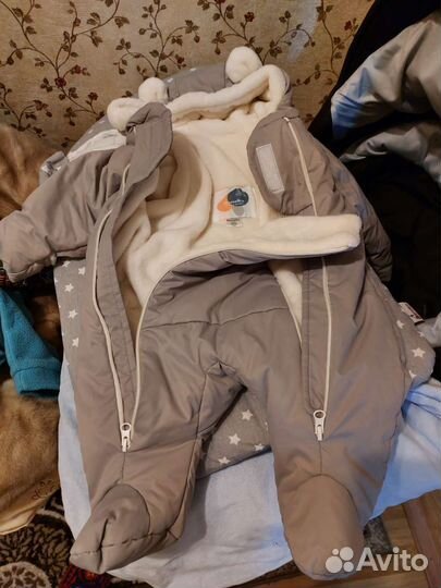 2 комбинезона и 2 конверта