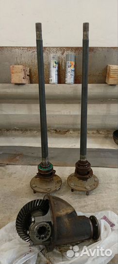 Редуктор и полуоси