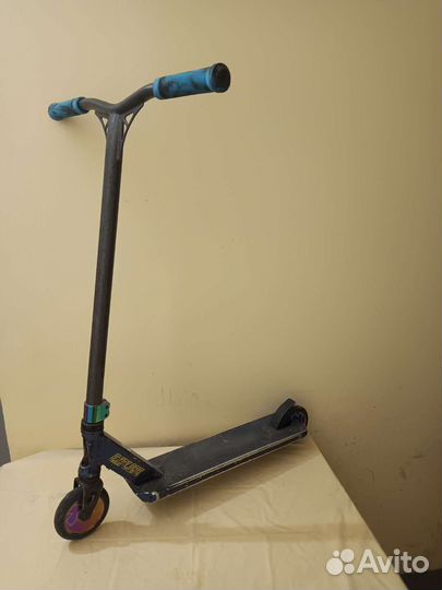 Трюковой самокат