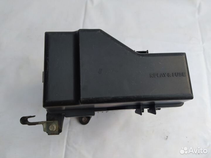 Блок предохранителей Toyota RAV4, 2003