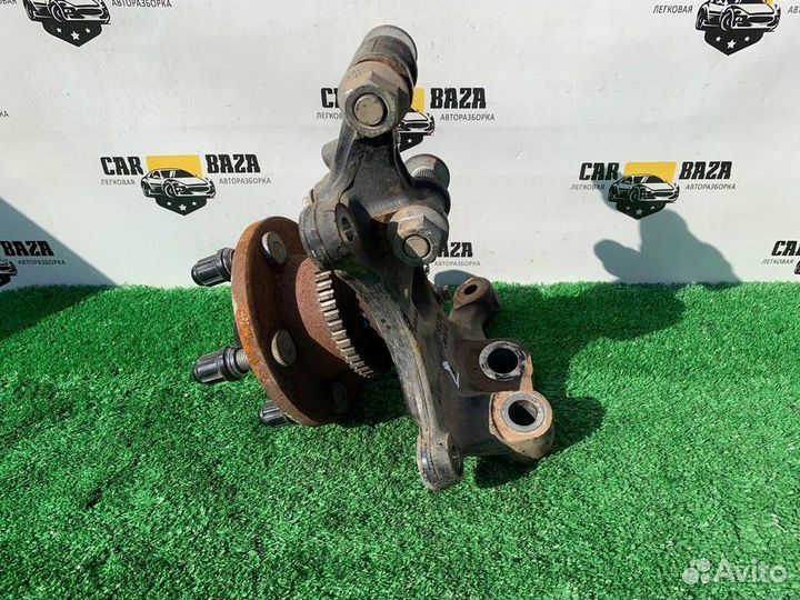 Кулак поворотный левый L Ford Mustang