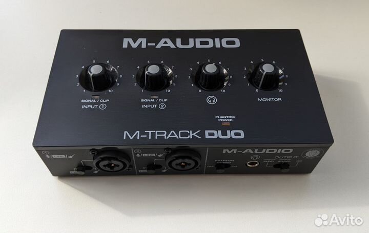 Аудиоинтерфейс звуковая карта M-Audio M-Track DUO