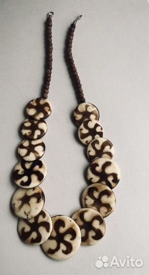 Бусы Франция дерево пластик