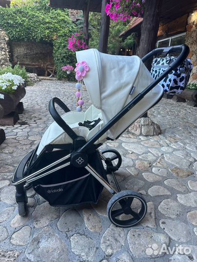 Прогулочная коляска labala raiz
