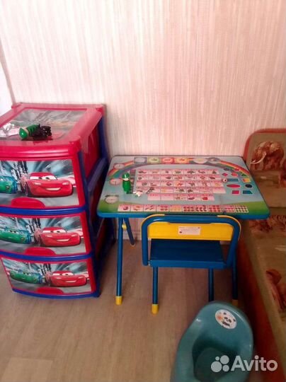Детский стол