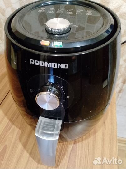 Аэрогриль Redmond rag-246