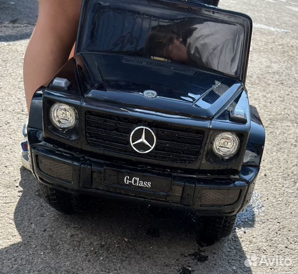 Детская машина толокар с родительской ручкой