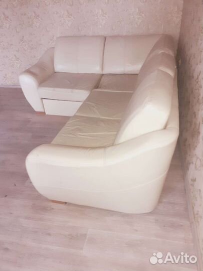 Кожаный натур. диван угловой