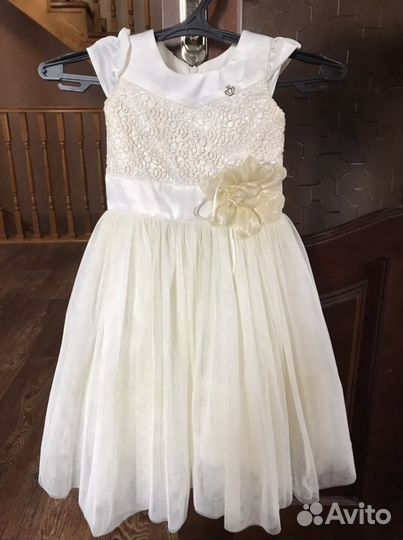 Нарядное платье