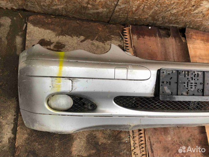 Бампер передний Mercedes C W203 2003